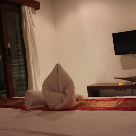 Letos Kubu Homestay Kuta Lombok Oda fotoğraf