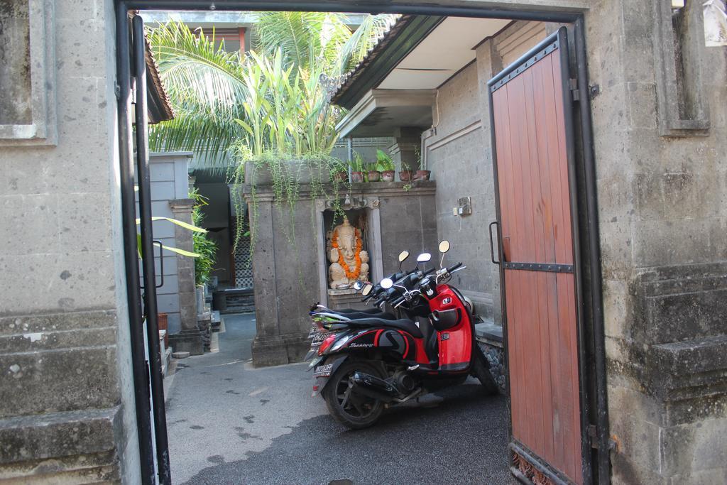 Letos Kubu Homestay Kuta Lombok Dış mekan fotoğraf